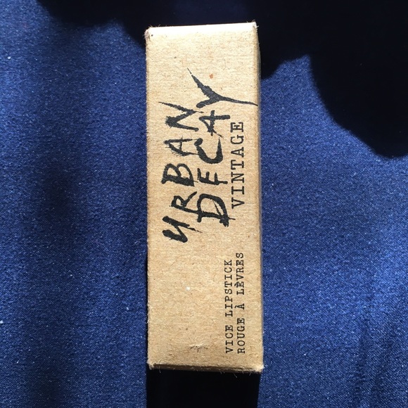 URBAN DECAY VINTAGE LIPSTICK - Picture 2 of 3